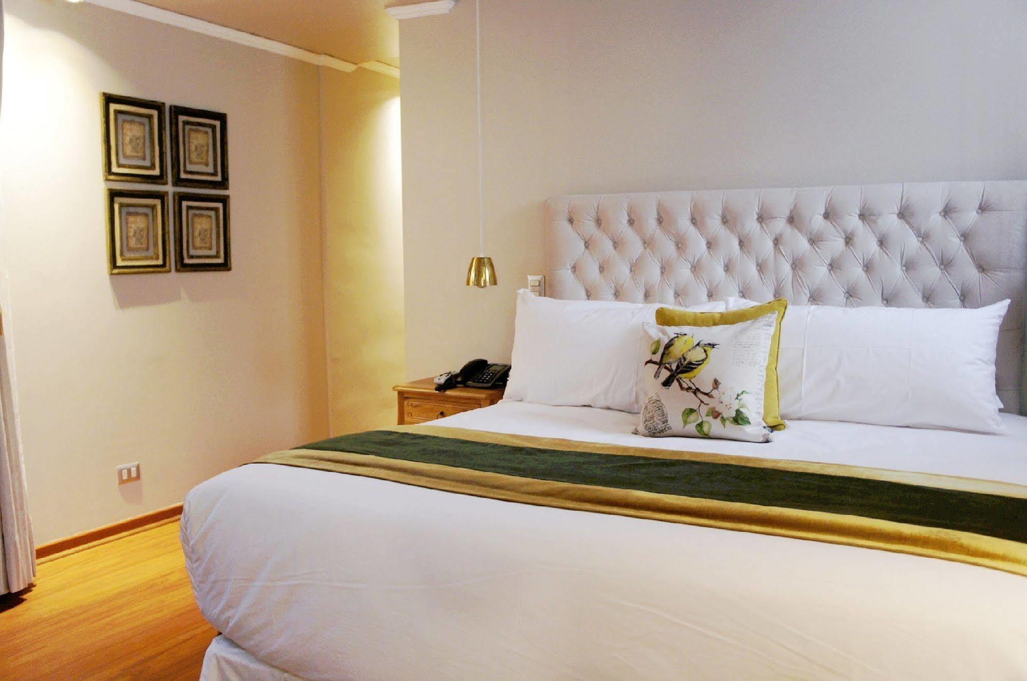 Quiral Hotel Boutique Santiago Exterior photo